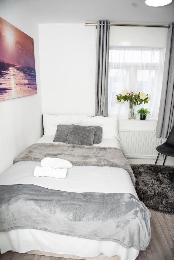 Small But Cozy Studio, Great Tube Connection London Exterior photo
