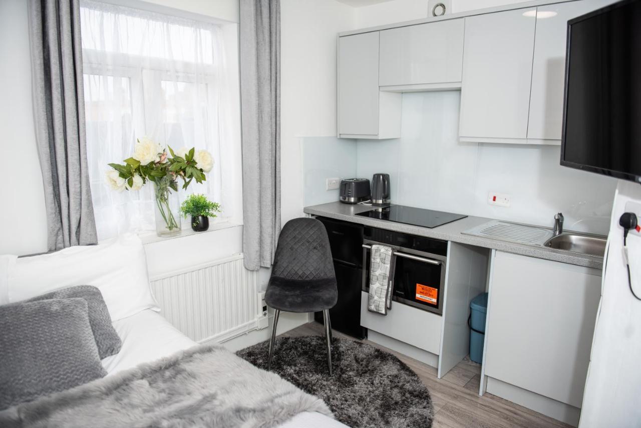Small But Cozy Studio, Great Tube Connection London Exterior photo