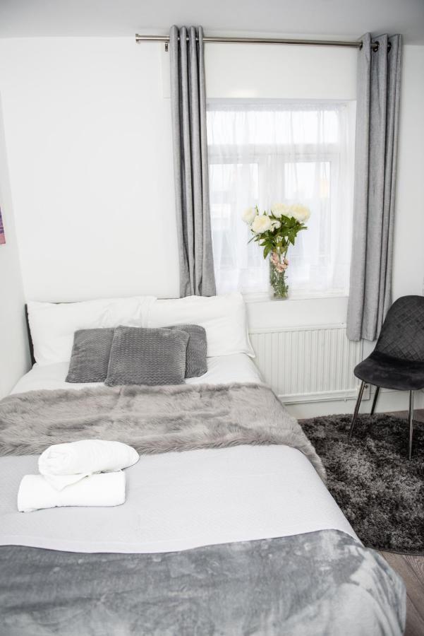 Small But Cozy Studio, Great Tube Connection London Exterior photo